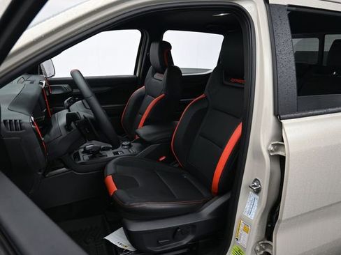 Used 2025 Ford Ranger Raptor image 10