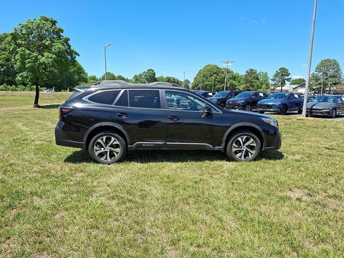 Used 2020 Subaru Outback Limited w/ Popular Package #2 AWD/4WD image 32