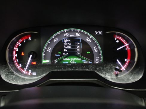 Used 2019 Toyota RAV4 Limited FWD image 43