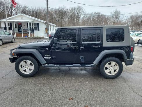 Used 2009 Jeep Wrangler Unlimited Sahara w/ Trailer Tow Group image 6