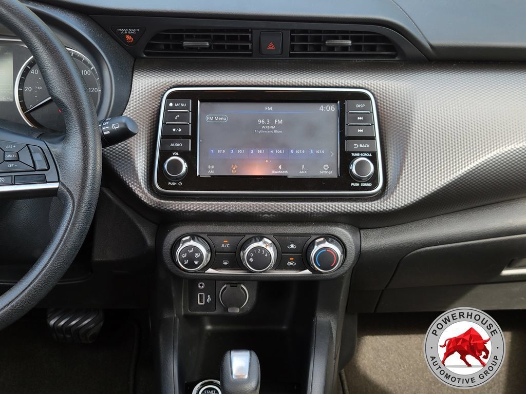 Used 2020 Nissan Kicks S FWD image 22