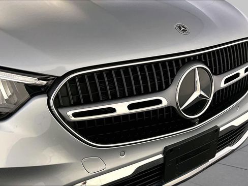 Certified 2026 Mercedes-Benz GLC 300 4MATIC image 32