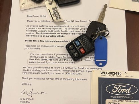 Used 2006 Ford GT RWD image 38