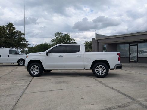Used 2024 Chevrolet Silverado 1500 LTZ AWD/4WD image 8