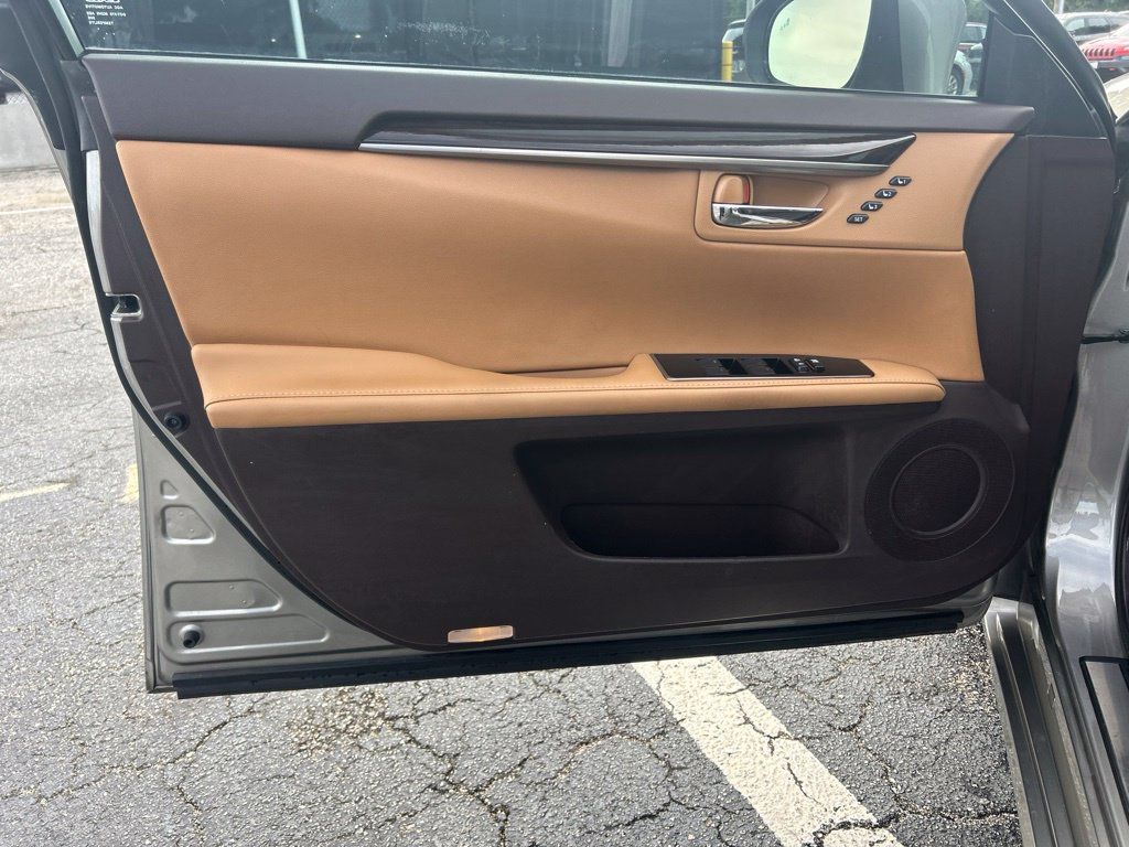 Used 2018 Lexus ES 350 w/ Premier Package FWD image 32