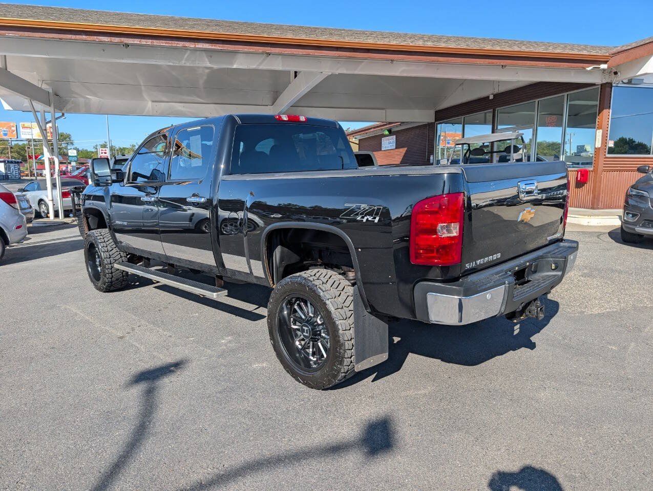 Used 2012 Chevrolet Silverado 2500 LTZ w/ LTZ Plus Package AWD/4WD image 5
