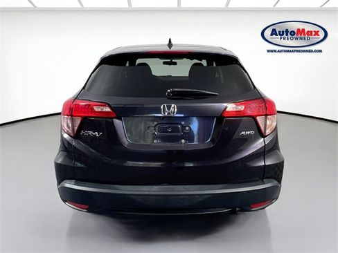 Used 2017 Honda HR-V EX image 8