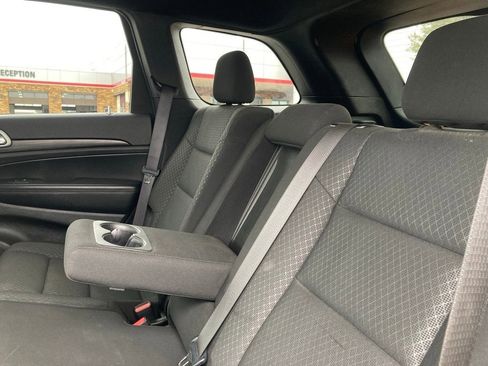 Used 2021 Jeep Grand Cherokee Laredo image 11