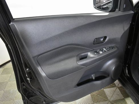 Certified 2024 Nissan Kicks S image 7