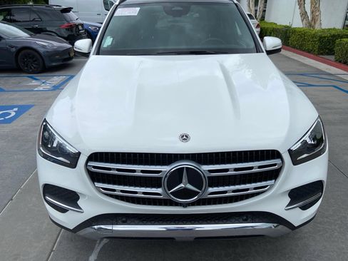 Used 2024 Mercedes-Benz GLE 350 4MATIC image 2