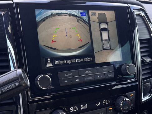 Used 2024 Nissan Titan Platinum Reserve w/ Moonroof Package image 17