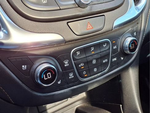 Used 2020 Chevrolet Equinox Premier FWD image 19