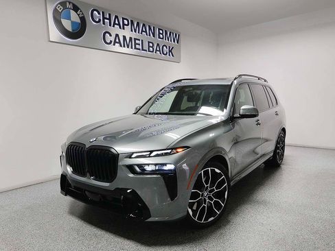 Used 2023 BMW X7 xDrive40i w/ M Sport Package image 1