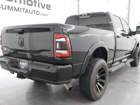 Used 2023 RAM 2500 Laramie AWD/4WD image 3