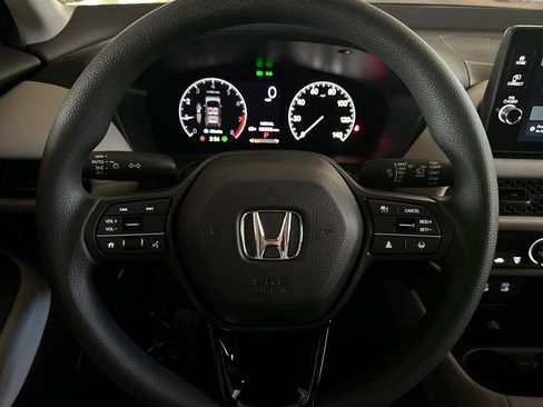 New 2026 Honda HR-V LX image 21