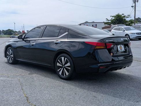 Used 2022 Nissan Altima 2.5 SV FWD image 7