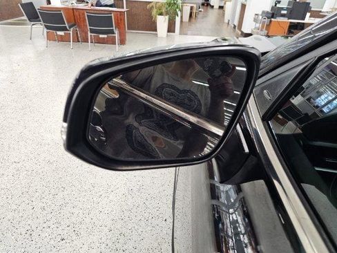 Used 2021 Toyota Highlander L AWD/4WD image 40