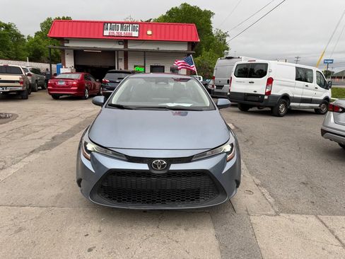 Used 2024 Toyota Corolla LE image 2
