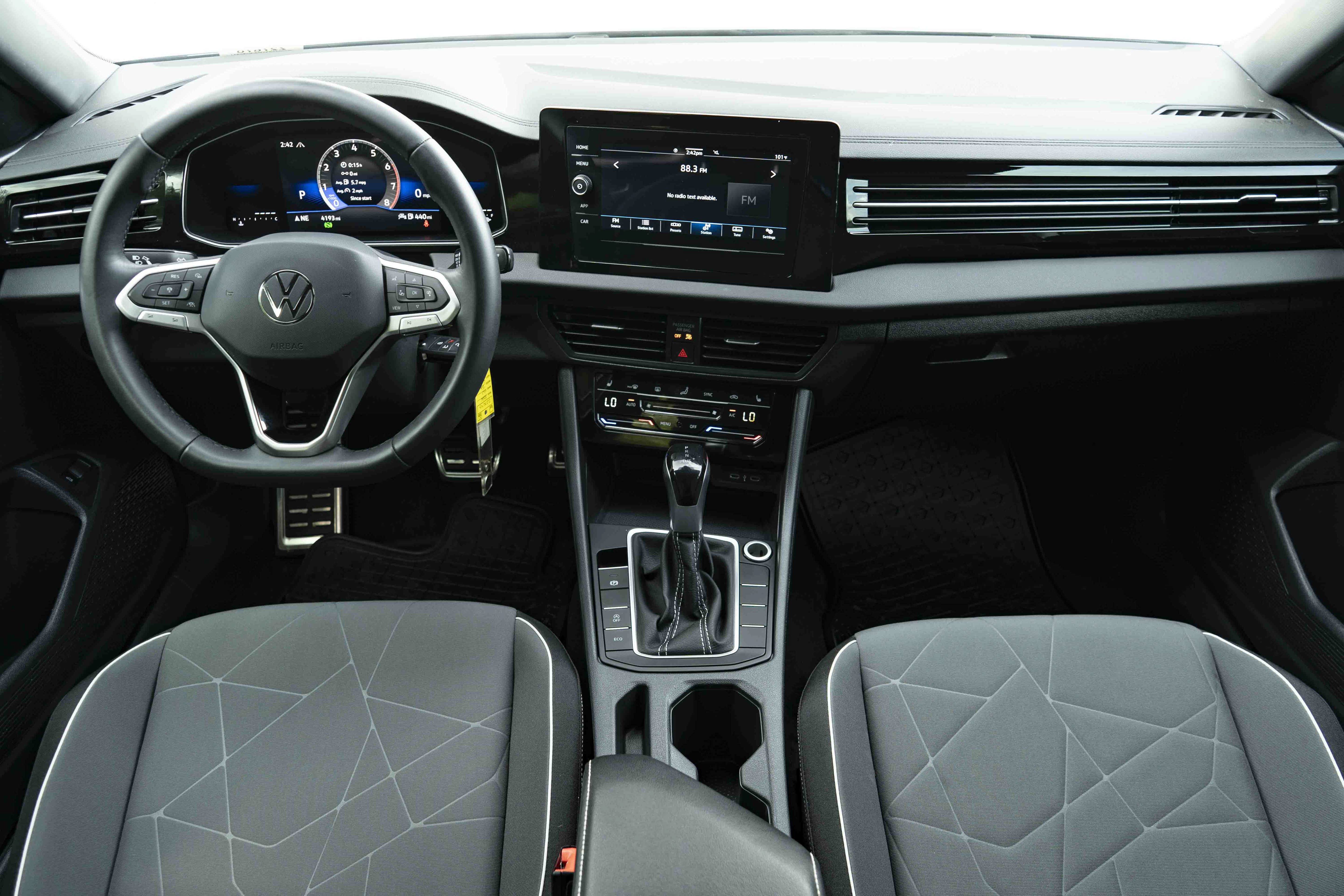 Certified 2026 Volkswagen Jetta Sport FWD image 24