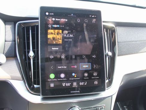 New 2026 Volvo XC90 B6 Plus w/ Protection Package Premier image 23