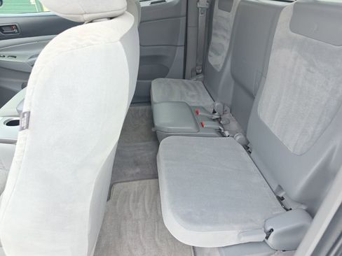 Used 2011 Toyota Tacoma 4x4 Access Cab V6 image 12