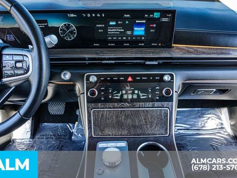 Used 2025 Genesis GV80 2.5T Advanced image 41