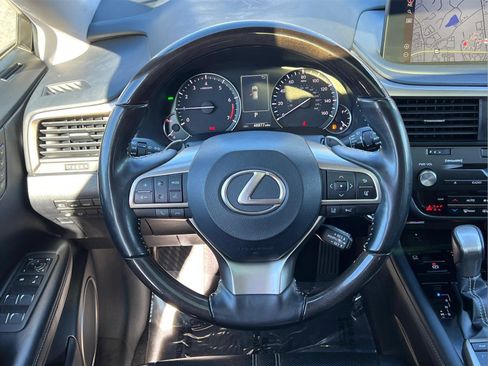 Certified 2022 Lexus RX 350L Luxury w/ Accessory Package (Z1) image 25