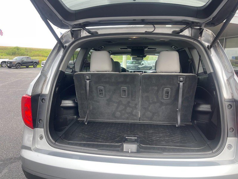 Used 2018 Honda Pilot Touring image 19