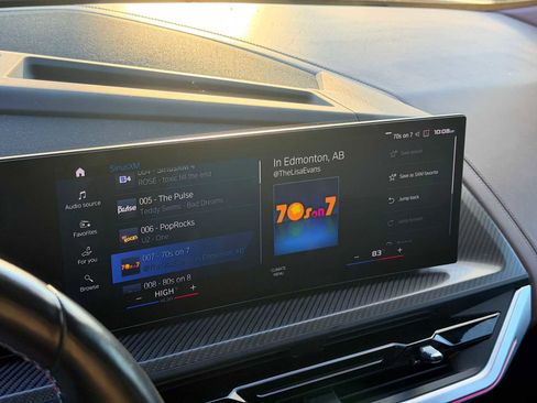 Used 2023 BMW XM w/ M Driver's Package image 30