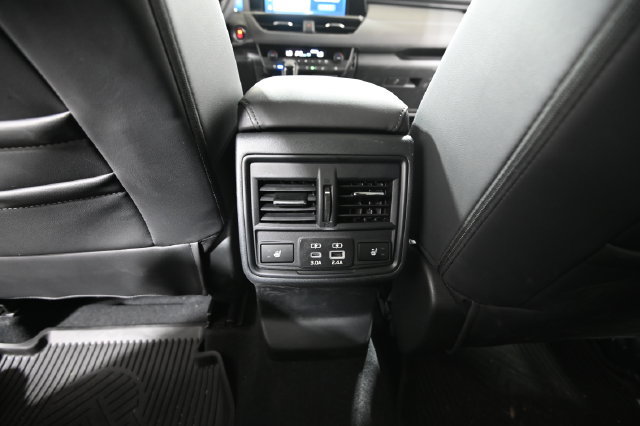 Certified 2026 Subaru Outback Touring XT AWD/4WD image 32