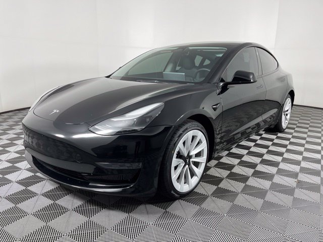 Used 2023 Tesla Model 3 Standard Range RWD image 6