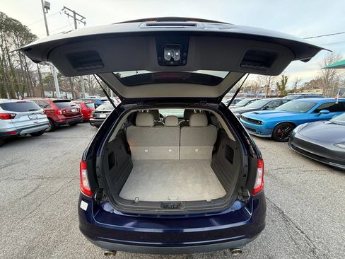 Used 2011 Ford Edge SE w/ 101A Rapid Spec Order Code image 17