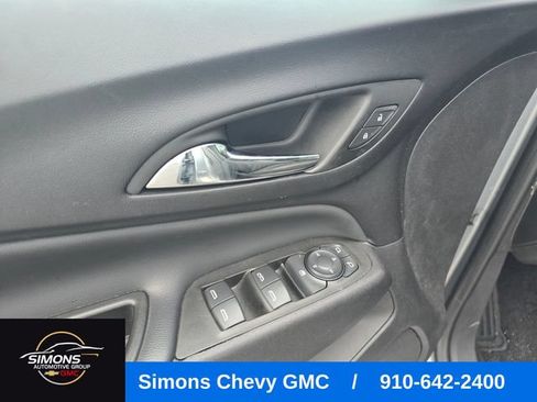 Used 2024 Chevrolet Equinox LT AWD/4WD image 13