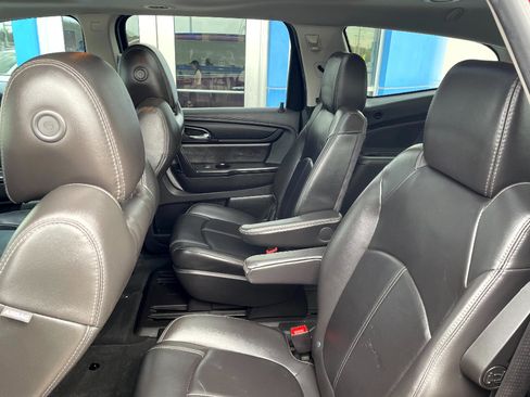 Used 2016 Chevrolet Traverse LT AWD/4WD image 9