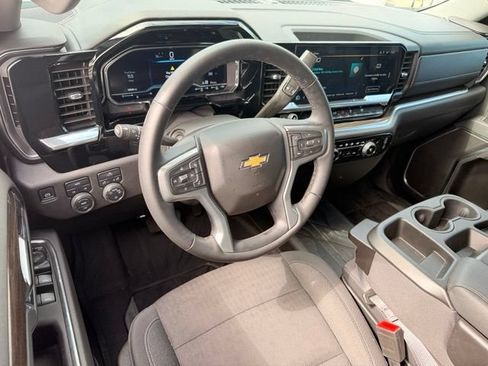 Used 2025 Chevrolet Silverado 1500 LT w/ Convenience Package II AWD/4WD image 21