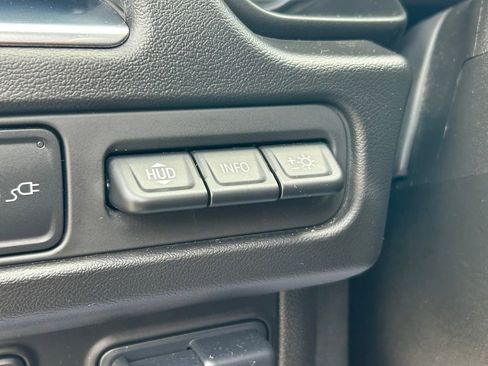 Used 2021 GMC Yukon AT4 w/ AT4 Premium Plus Package image 33