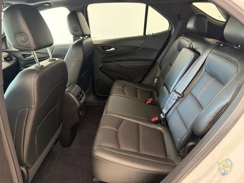 Used 2024 Chevrolet Equinox Premier AWD/4WD image 12