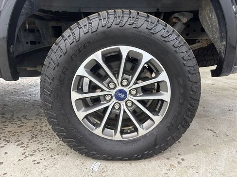 Used 2020 Ford F150 XLT w/ Equipment Group 302A Luxury AWD/4WD image 31