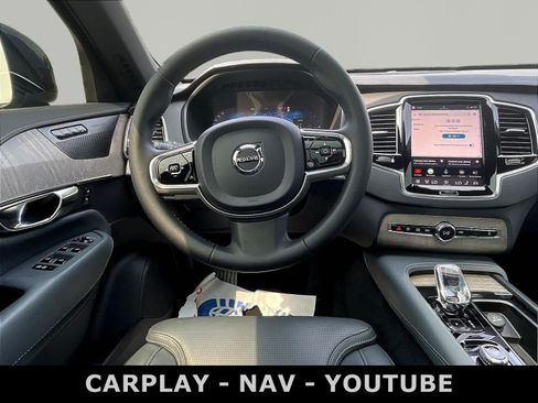 Used 2023 Volvo XC90 T8 Ultimate AWD/4WD image 8