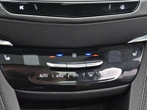 Certified 2025 Cadillac XT5 Premium Luxury AWD/4WD image 26