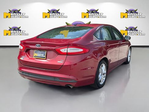 Used 2015 Ford Fusion SE FWD image 5