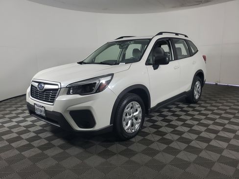 Used 2021 Subaru Forester image 8