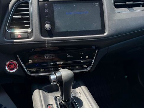 Used 2019 Honda HR-V EX-L image 17