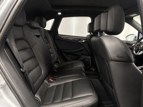 Used 2021 Porsche Macan GTS AWD/4WD image 19