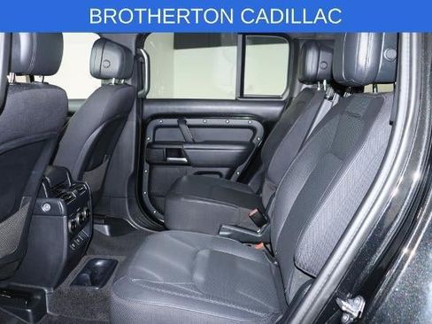 Used 2025 Land Rover Defender 130 V8 AWD/4WD image 31