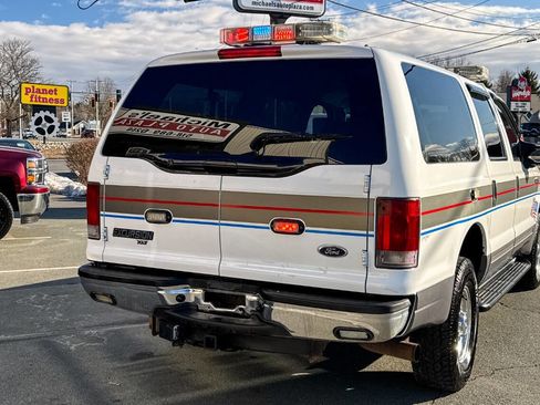 Used 2005 Ford Excursion XLT image 37