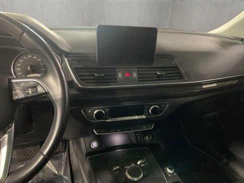 Used 2020 Audi Q5 2.0T Premium image 13