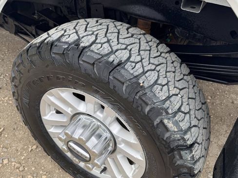 Used 2017 Ford F350 XLT w/ XLT Value Package AWD/4WD image 25