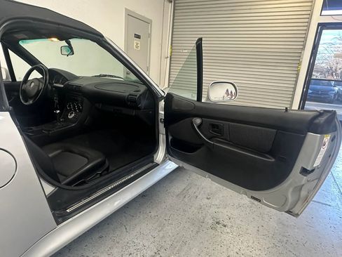 Used 2000 BMW Z3 2.5i image 43