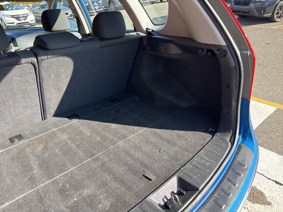 Used 2012 Hyundai Elantra GLS FWD image 36